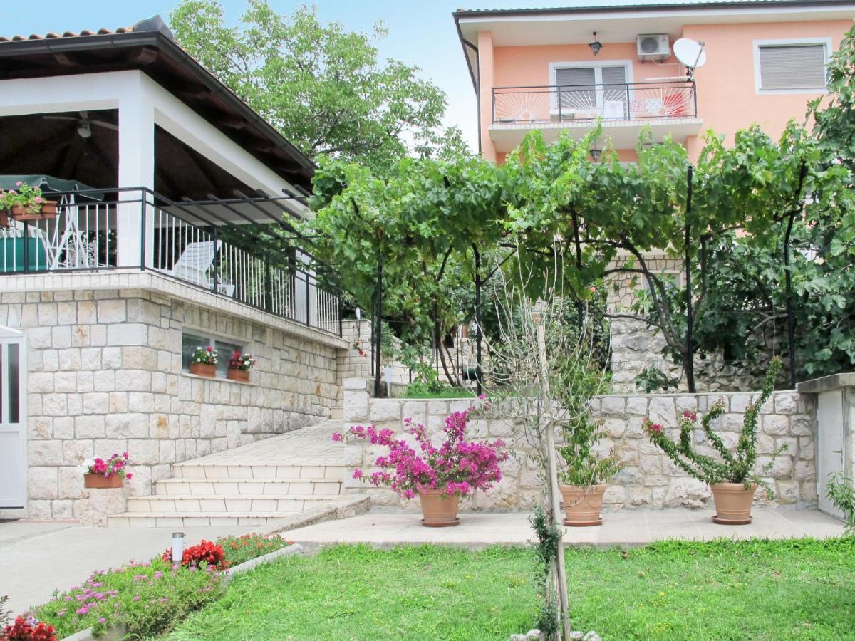 נובי ווינודולסקי Apartment Vukelic-1 By Interhome מראה חיצוני תמונה